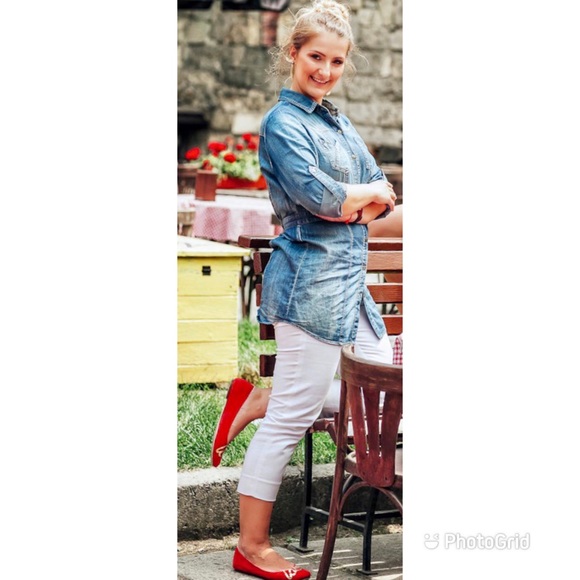 Beige by Eci light denim button down tunic - Picture 3 of 10